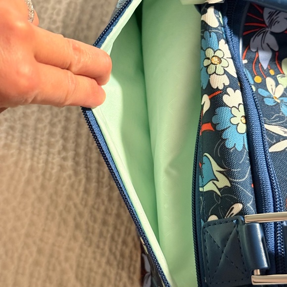 Vera Bradley Travel Bag - Picture 6 of 6